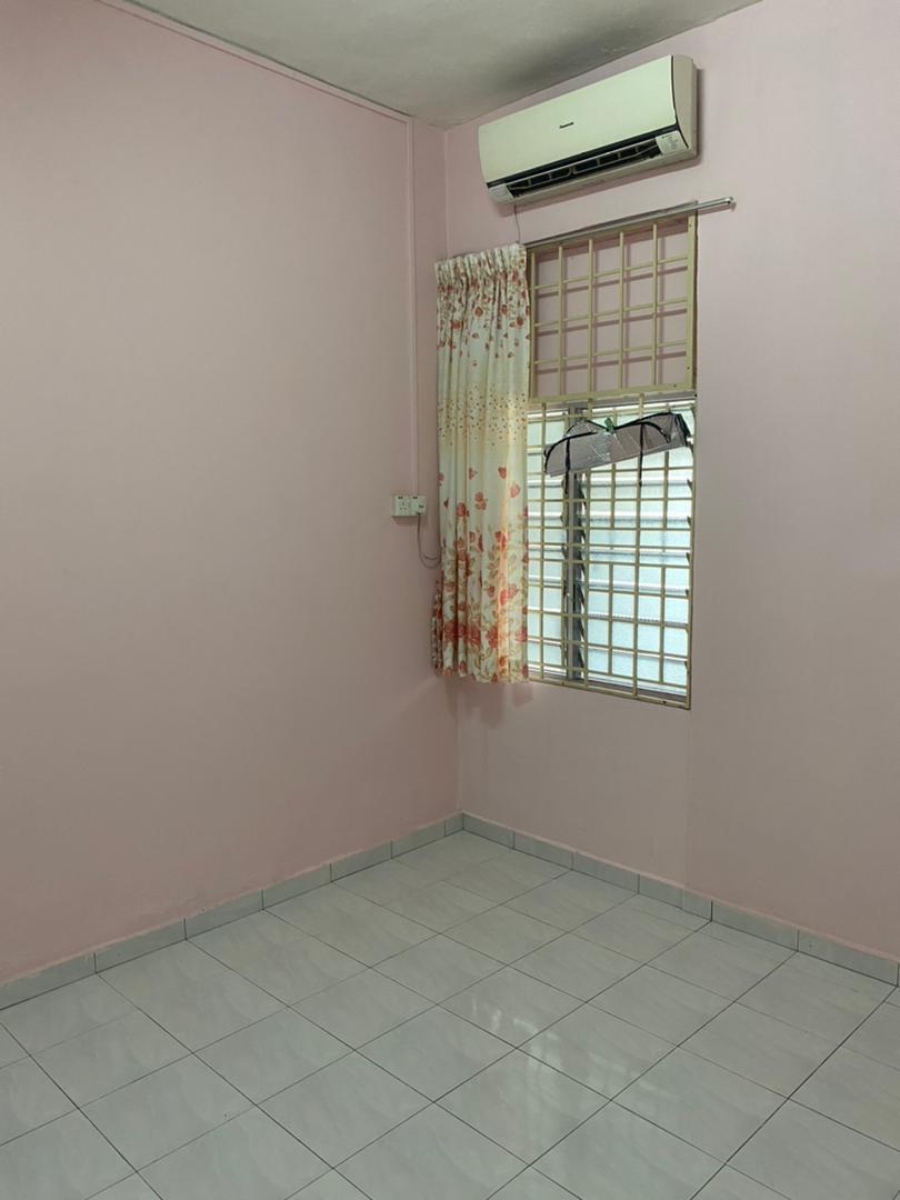 SINGLE STOREY TERRACE Taman Semarak Nilai - photo 7