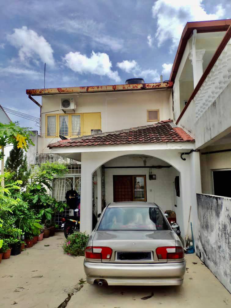 2 STOREY END LOT TER ...