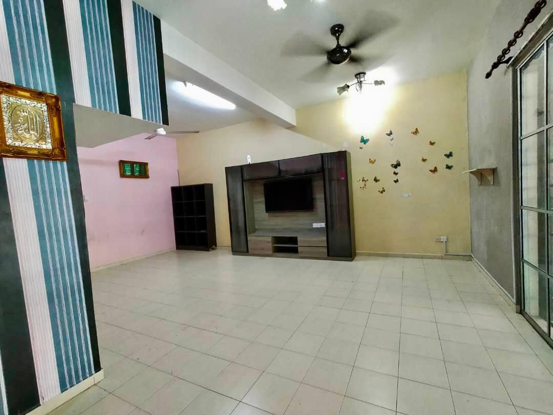 Double Storey Taman Puncak Saujana Kajang - photo 4