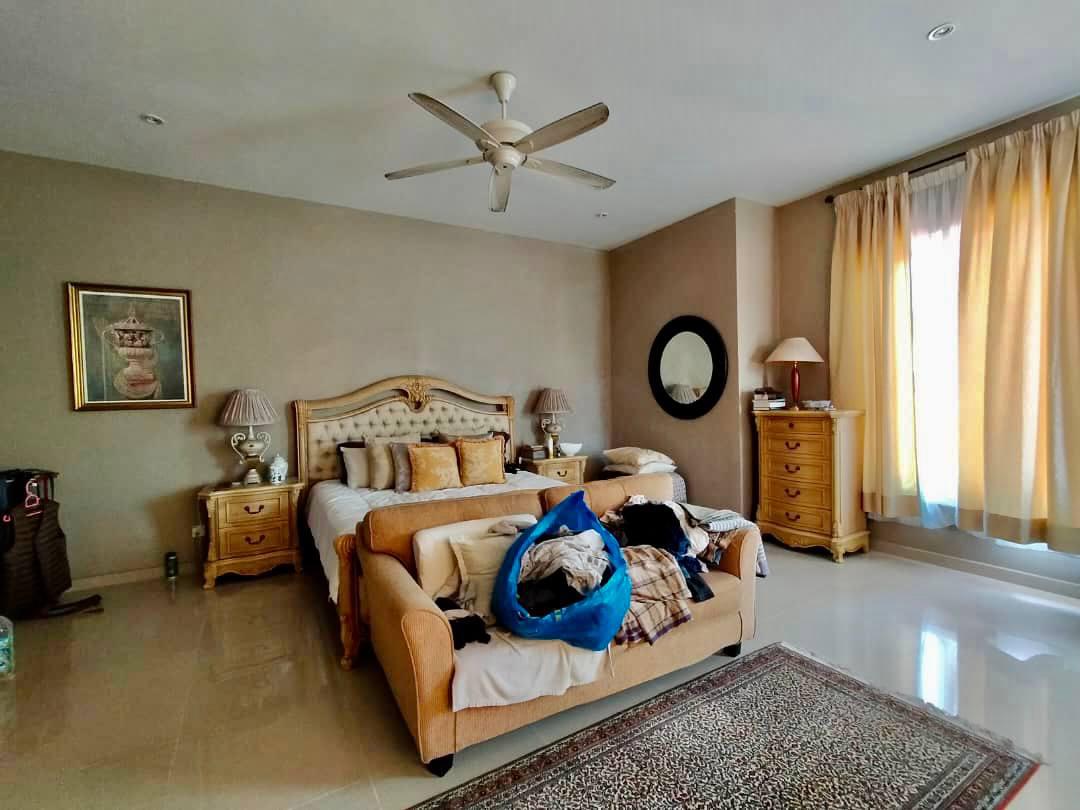 Bungalow Seksyen 6 Bandar Bukit Mahkota Bangi - photo 2