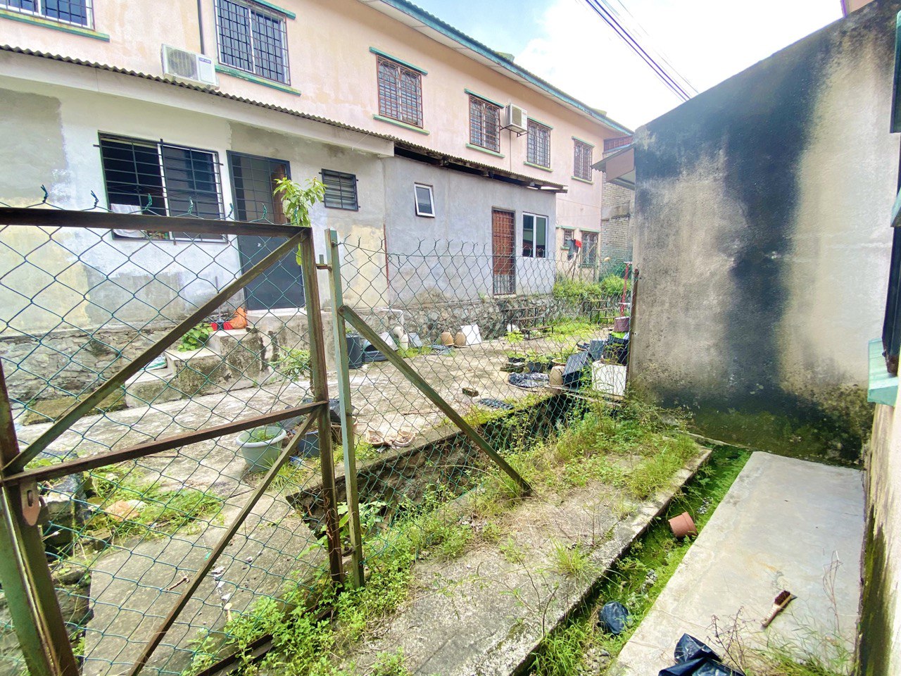 FREEHOLD ENDLOT Double Storey Taman Sri Haneco Sem - photo 6