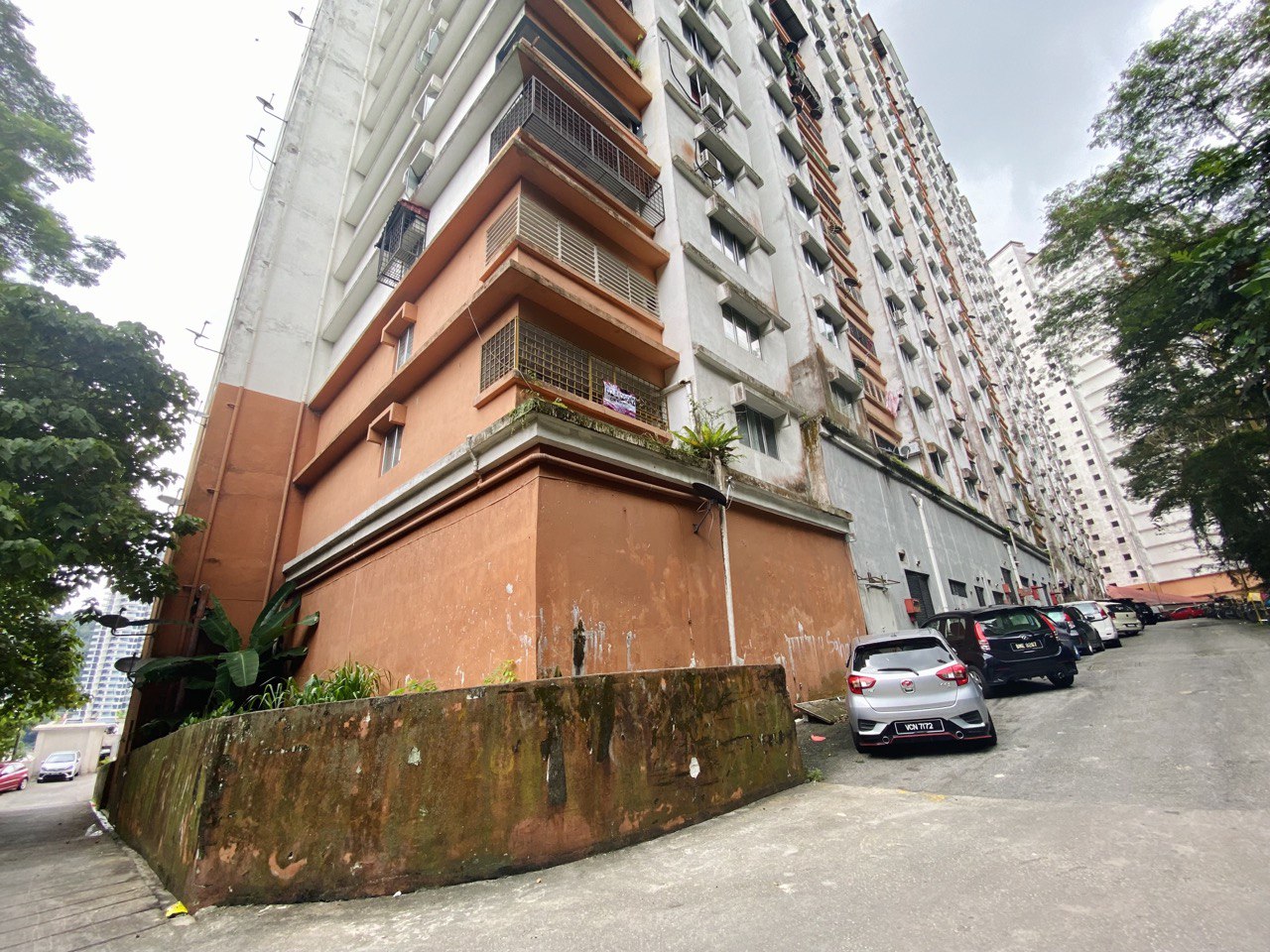 CORNERLOT FLORA DAMANSARA Blok H Ground Floor - photo 2