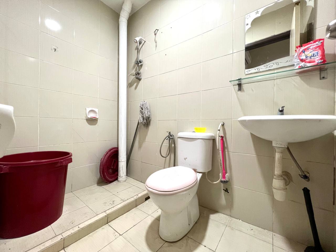 Townhouse House GF Seri Delima Subang Permata Shah - photo 9