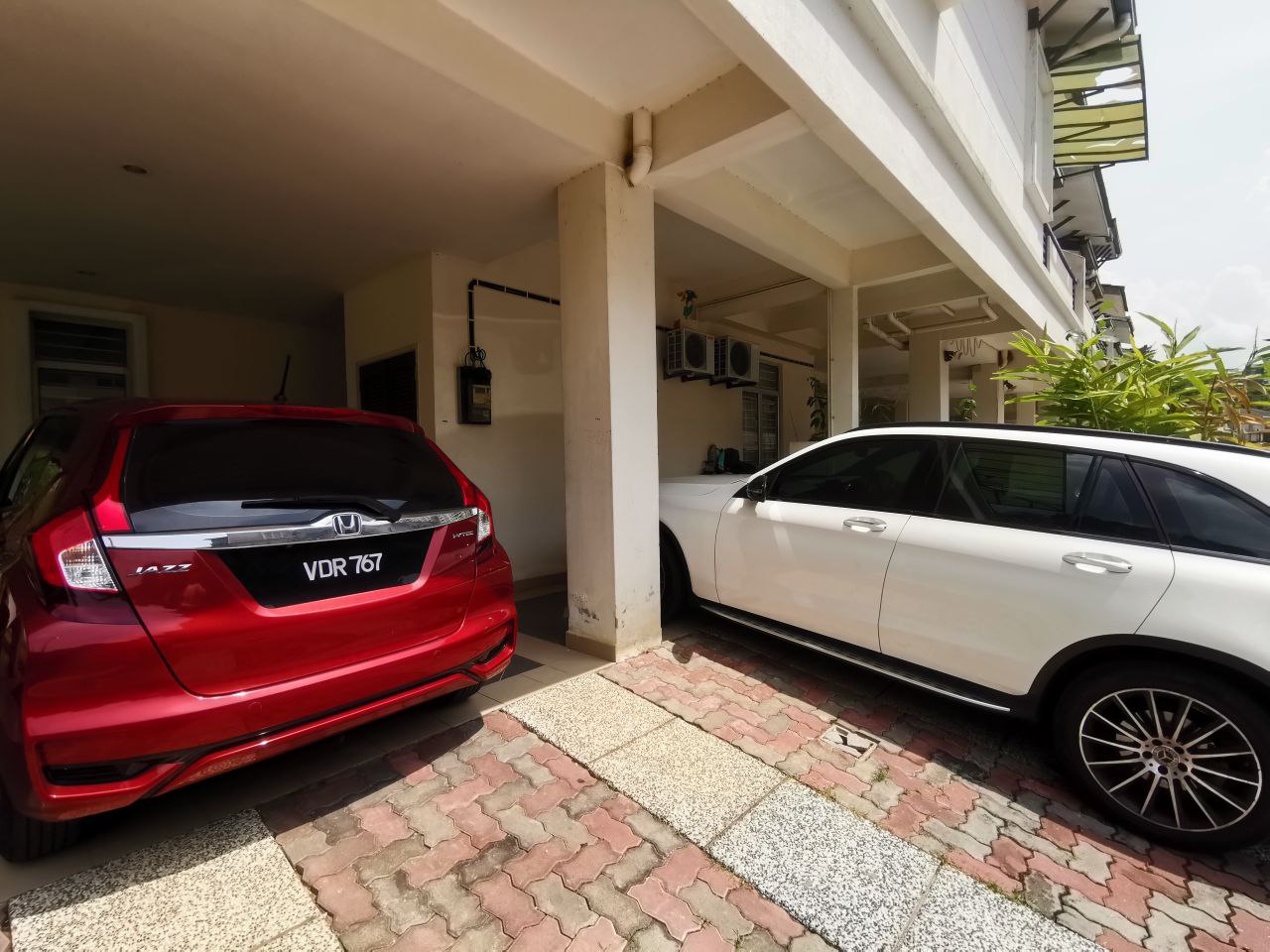 ARIZA GARDEN VILLA TAMAN RAINTREE DUPLEX TOWNHOUSE - photo 4