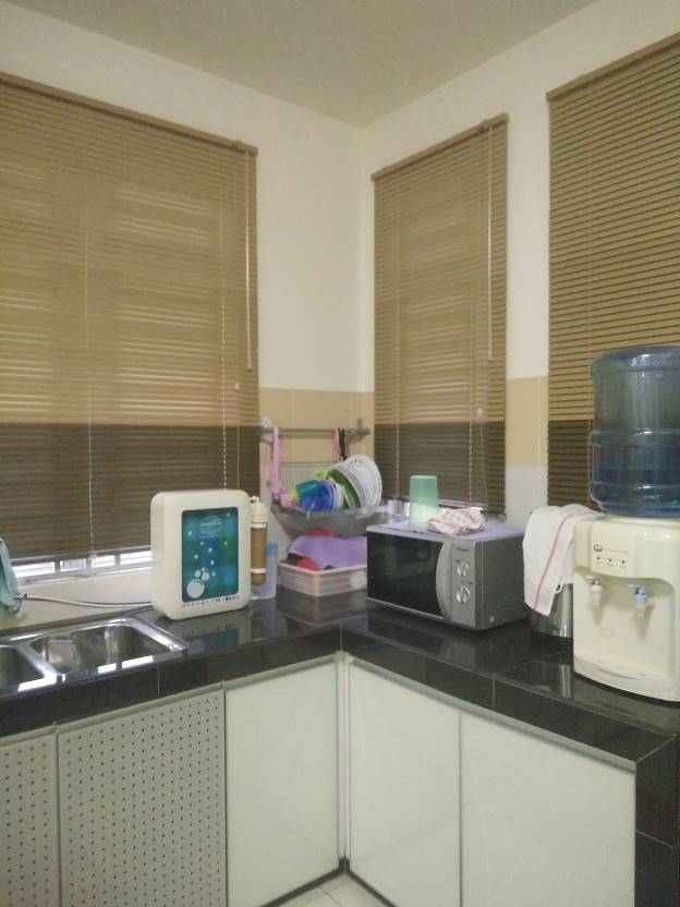 End Lot Double Storey Jalan Timur Bandar Eenstek - photo 3