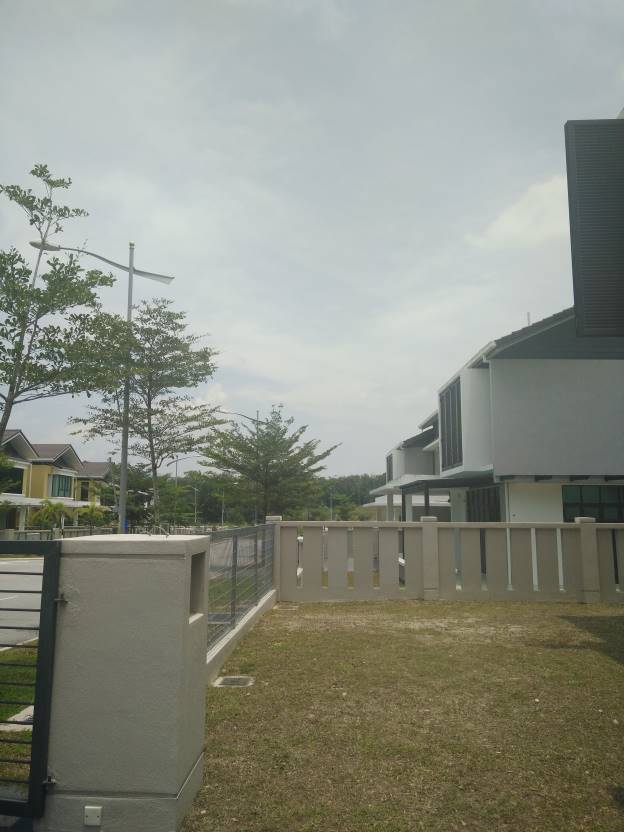 Under market Semi D Jalan Timur Bandar Eenstek, - photo 4
