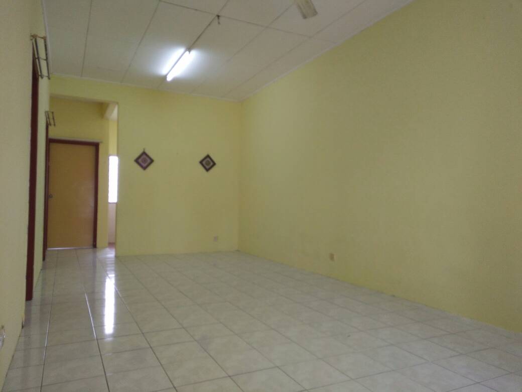 Rumah Teres Setingkat - photo 1