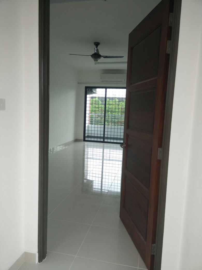 Semifurnish Near LRT Bayu Pandan, Desa Pandan - photo 2