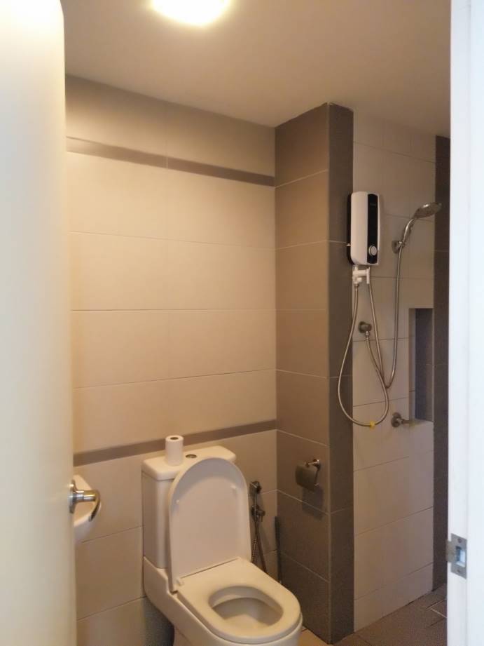 CORNER LOT Semifurnished swimming  Z residence - photo 10