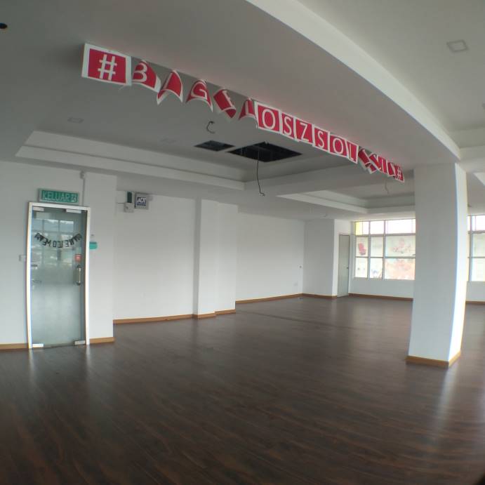 Ukay Boulevard SHOP OFFICE LOT MRR2 Taman Melawati - photo 2