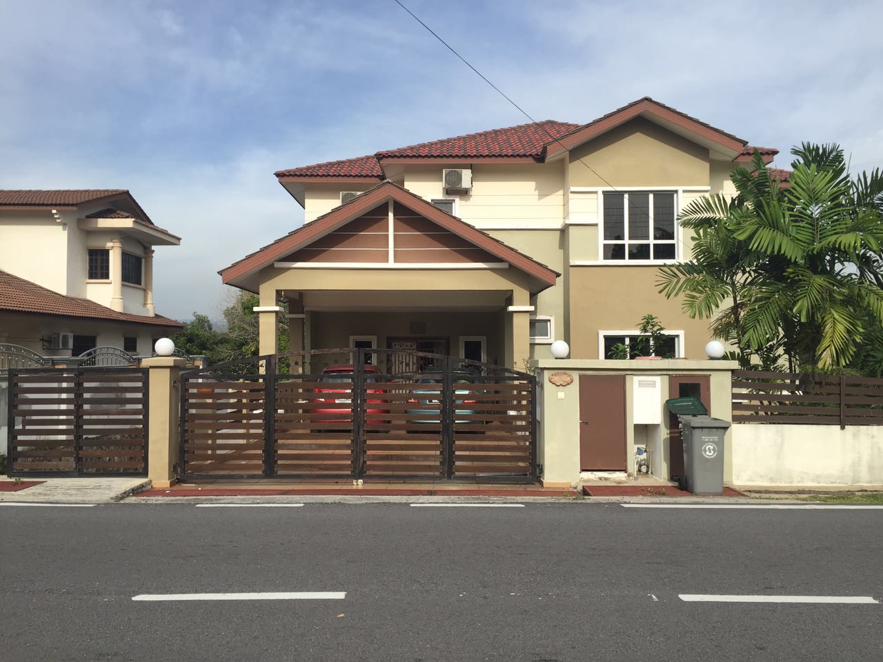 STRATEGIC LOCATION TAMAN TUNKU KURSHIAH SEREMBAN