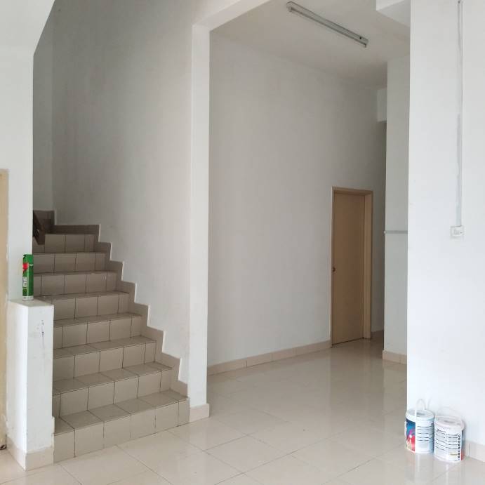 Comerset ville, Taman Ukay Perdana 3, Ampang - photo 2