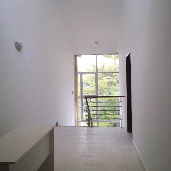 LIMITED UNIT THREE STOREY DESA VILLAS, WANGSA MAJU - photo 2