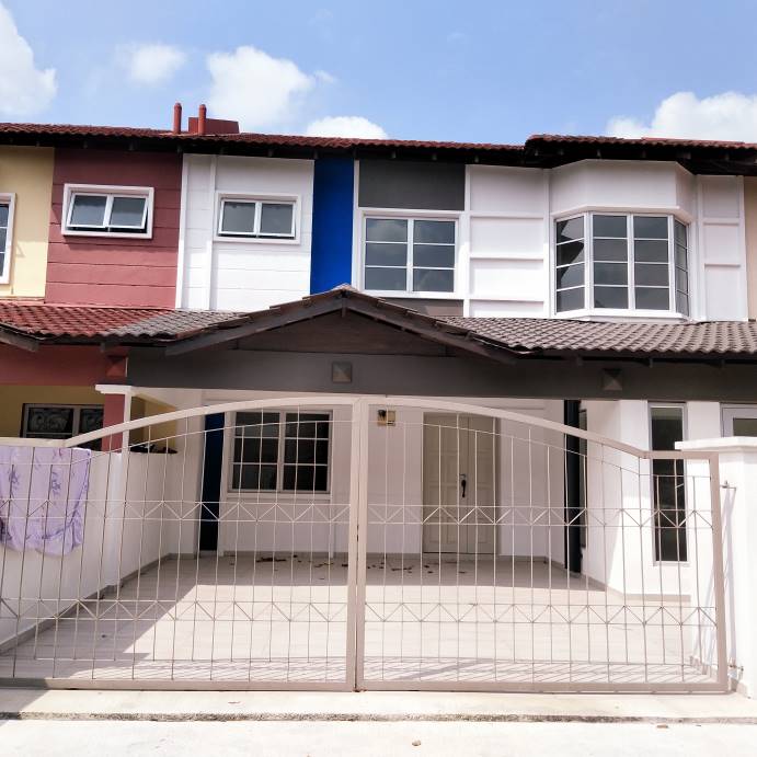NICE RENOVATED BUNDAR SUNWAY SEMENYIH NEAR KAJANG