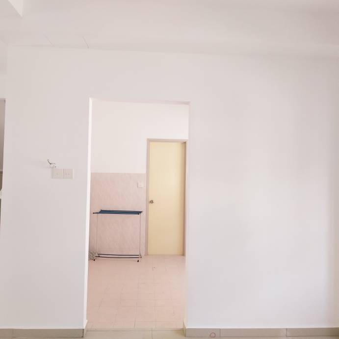 NICE RENOVATED BUNDAR SUNWAY SEMENYIH NEAR KAJANG - photo 4