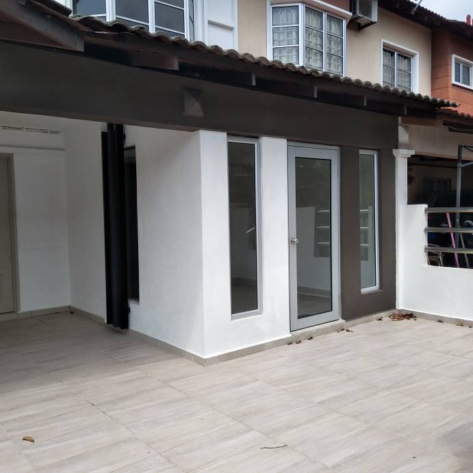 NICE RENOVATED BUNDAR SUNWAY SEMENYIH NEAR KAJANG - photo 9