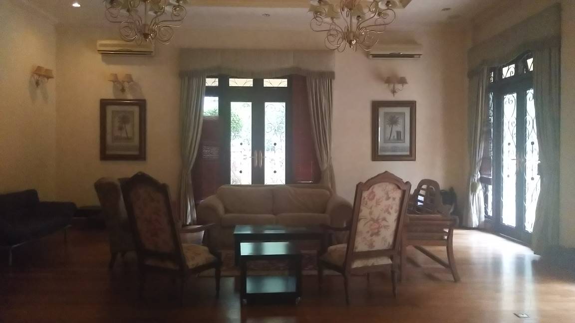 TAMAN TAR EXCLUSIVE BUNGALOW
