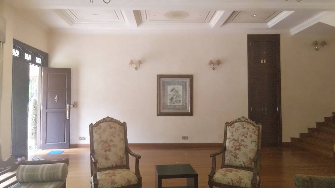 TAMAN TAR EXCLUSIVE BUNGALOW - photo 3