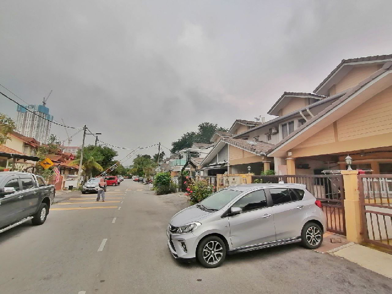 TAMAN GOMBAK PERMAI - photo 2