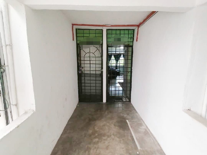 FLAT PINGGIRAN BATU CAVES, SELANGOR - photo 2