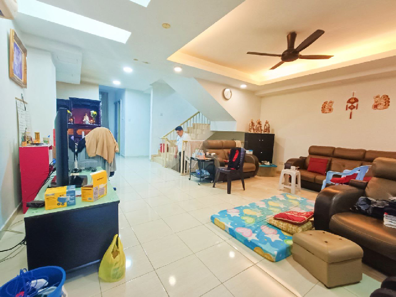 2.5 Storey & Corner lot Taman Ampang Saujana - photo 4