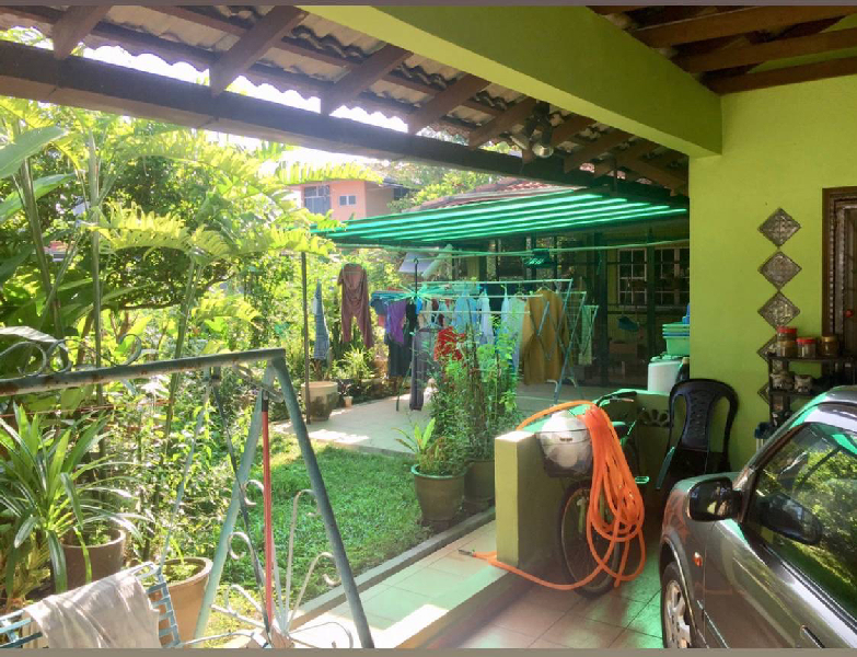 ONE AND HALF STOREY CORNER LOT TERRACE HOUSE, TAMAN MELEWAR, GOMBAK, KUALA LUMPUR - photo 2
