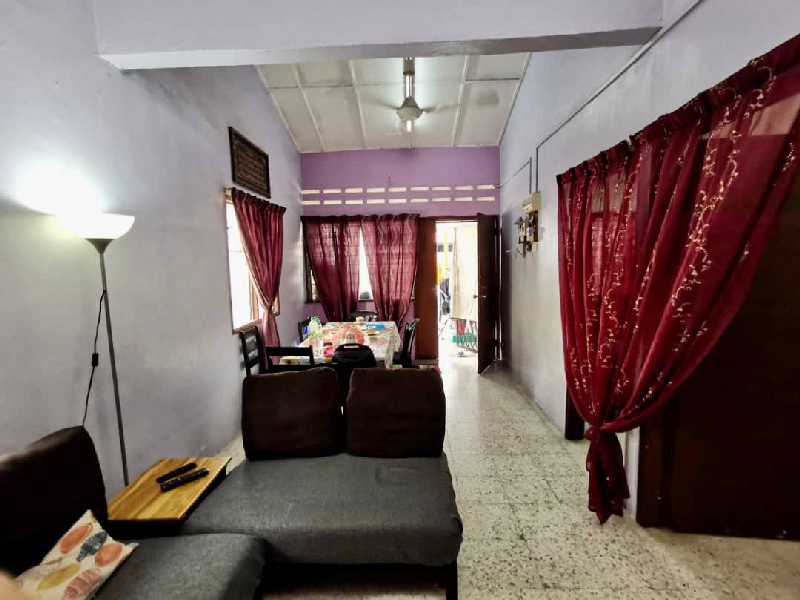 END LOT Single Storey Terrace, Taman Saga Ampang Selangor - photo 3