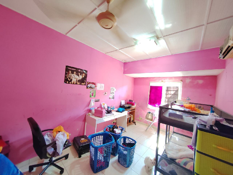 jalan Kelab ukay 4 - photo 11