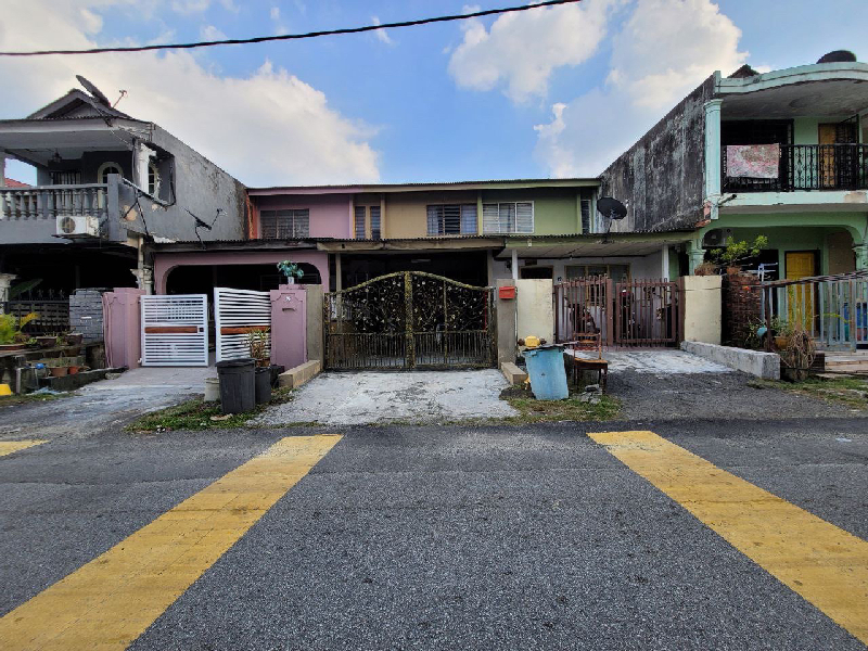 NOT FACING OTHER HOUSE 2 Storey Keramat AU 1A - photo 3