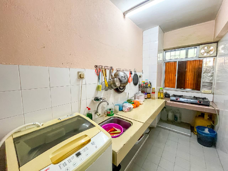 Cheapest Unit Renovated Booking 1K Menara Megah Jln Ipoh - photo 3