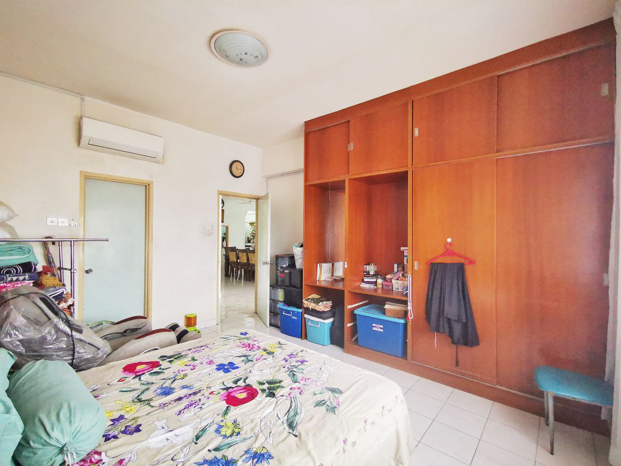 RENOVATED Villa Lagenda Condominium Selayang - photo 8