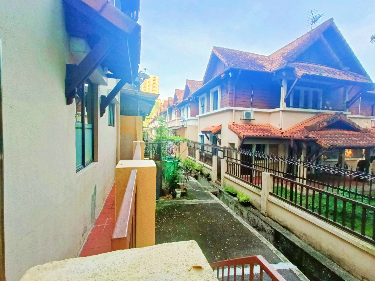 END LOT 2 Storey Damai Jasa Alam Damai Cheras KL - photo 3