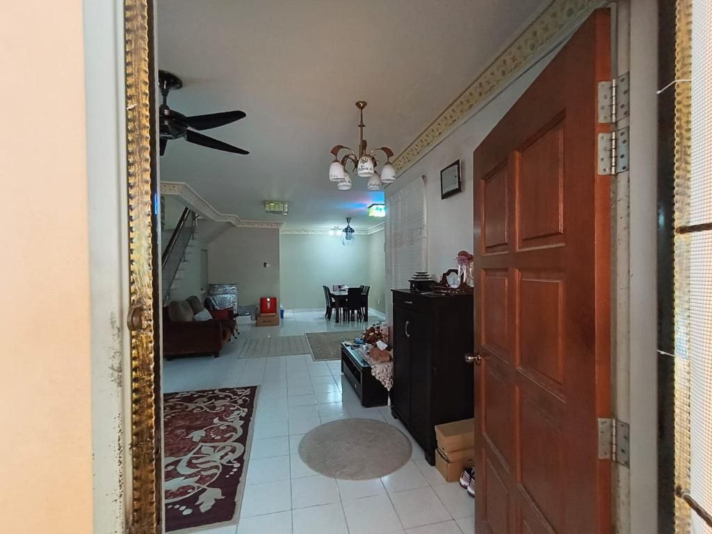 FREEHOLD 3 Storey Terrace Tmn Bukit Permata Gombak - photo 2