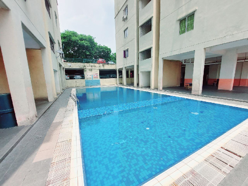 Apartment in Gombak with security and swimming pool Saujana Gombak - photo 2