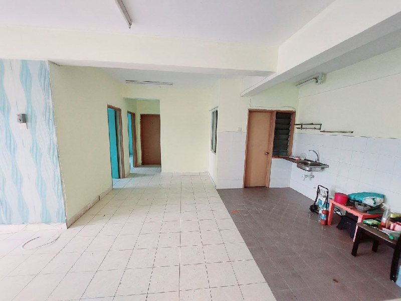 Apartment in Gombak with security and swimming pool Saujana Gombak - photo 8
