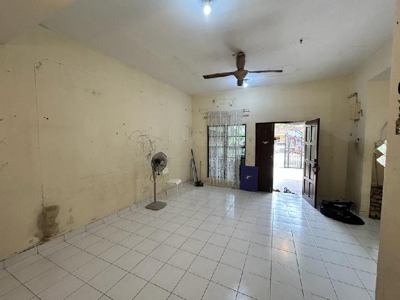 END LOT Selayang Baru 2 Sty Urgent Selling - photo 8