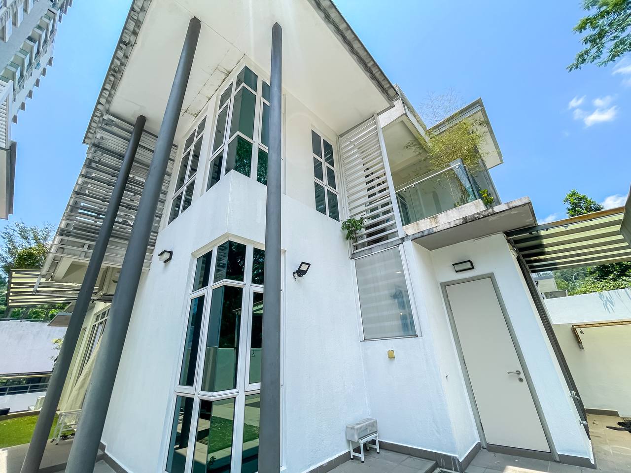 FULLY RENOVATED Semi D Villa The Park Bangsa KL - photo 2