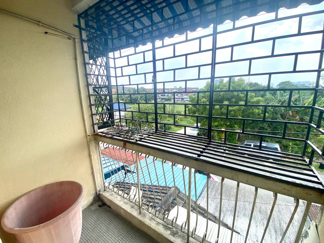 FACING OPEN SPACE 3 Sty Tmn Putra Ampang KL - photo 3