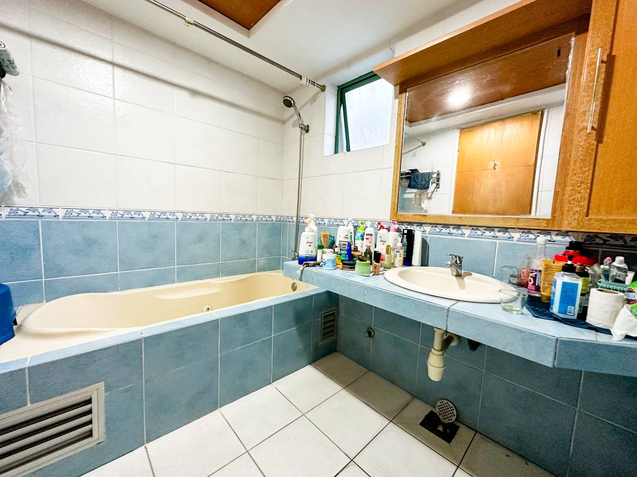 FACING POOL Lanai Gurney Condo Jln Bkit Keramat KL - photo 11