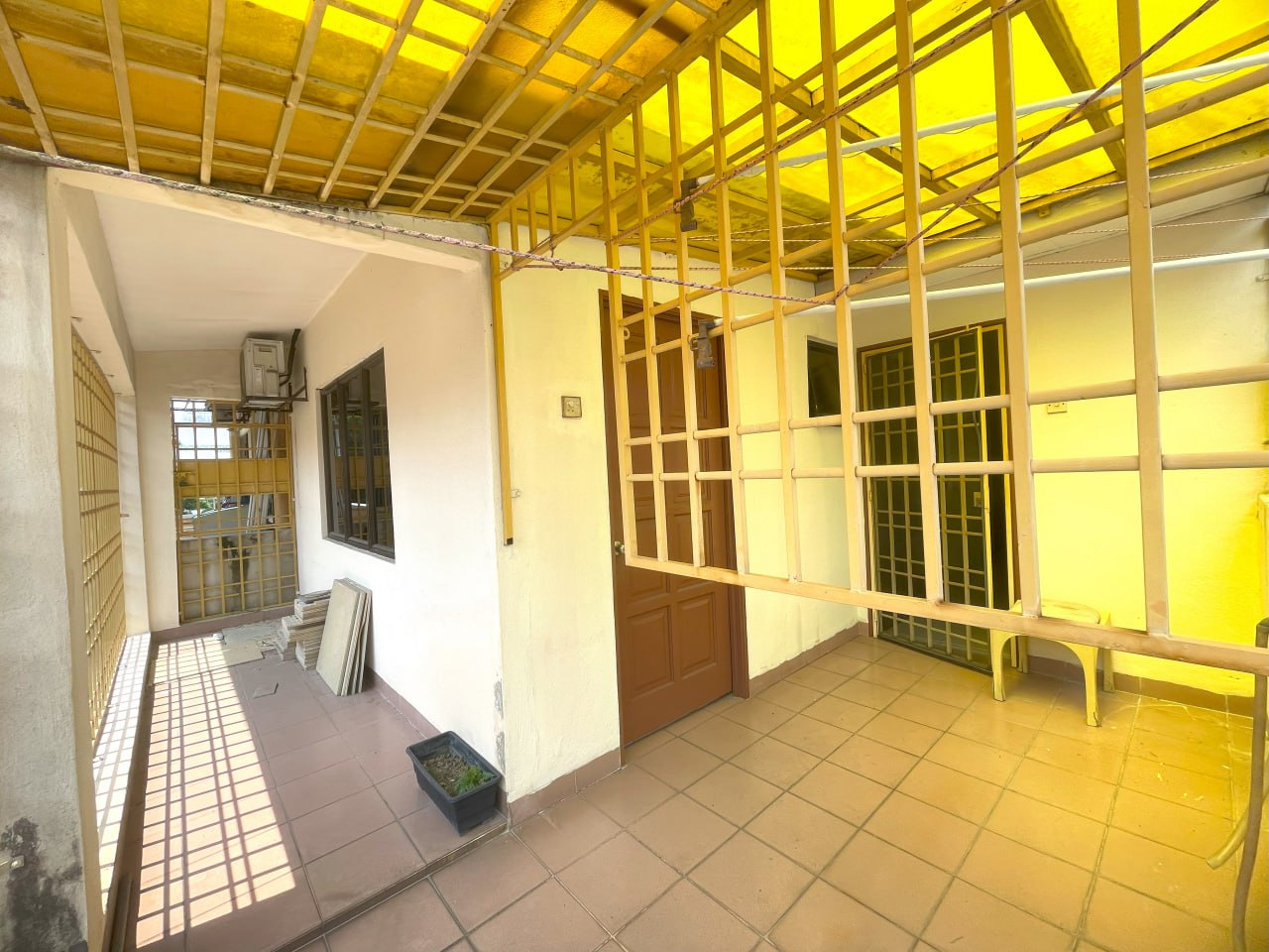 GATED GUARDED 3 Sty Tmn Bullion Mewah Jln Sentul - photo 8