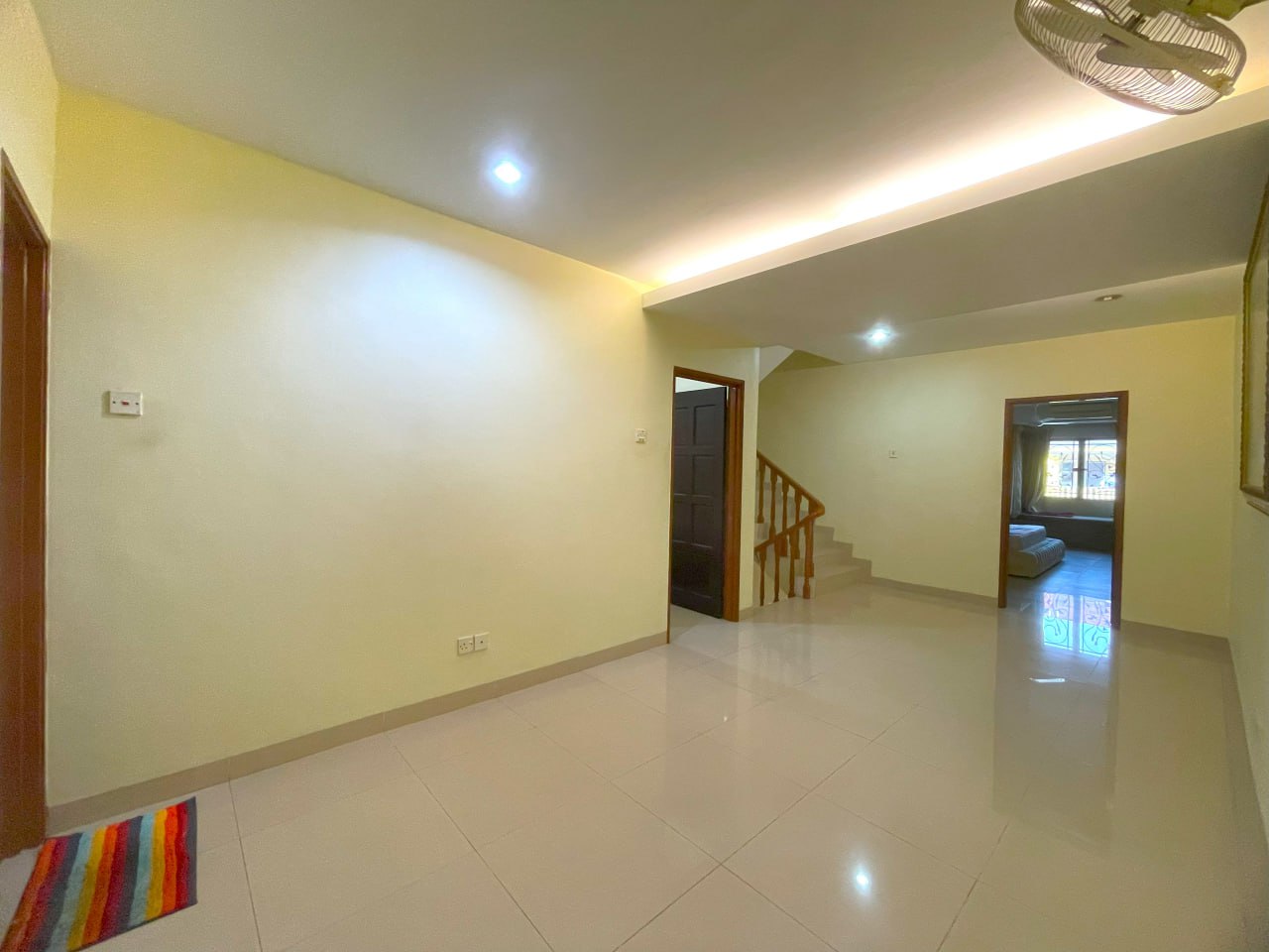 GATED GUARDED 3 Sty Tmn Bullion Mewah Jln Sentul - photo 11