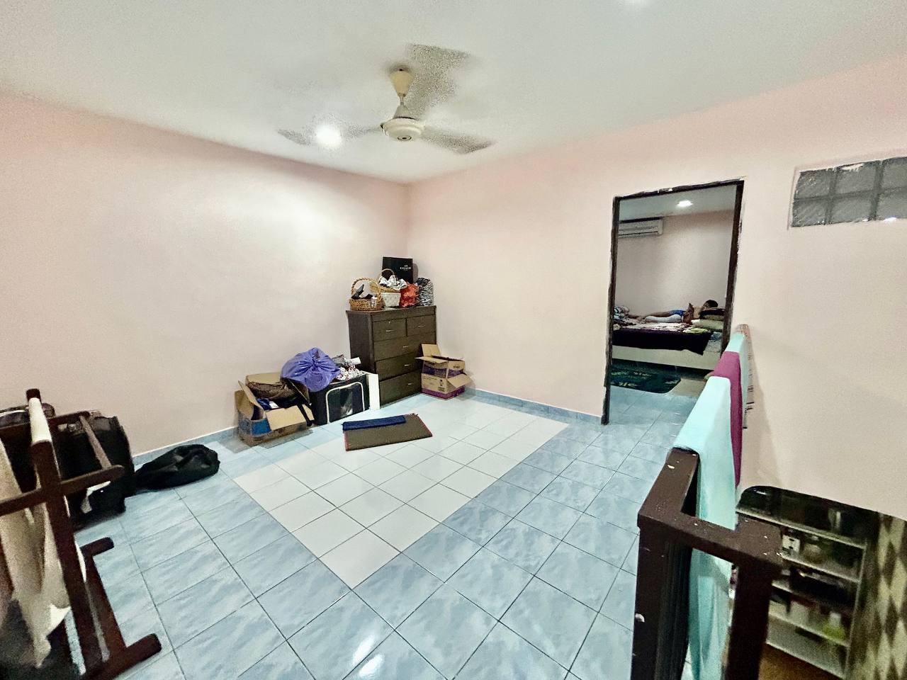 FACING OPEN 2 Sty Pandan Jaya KL - photo 11