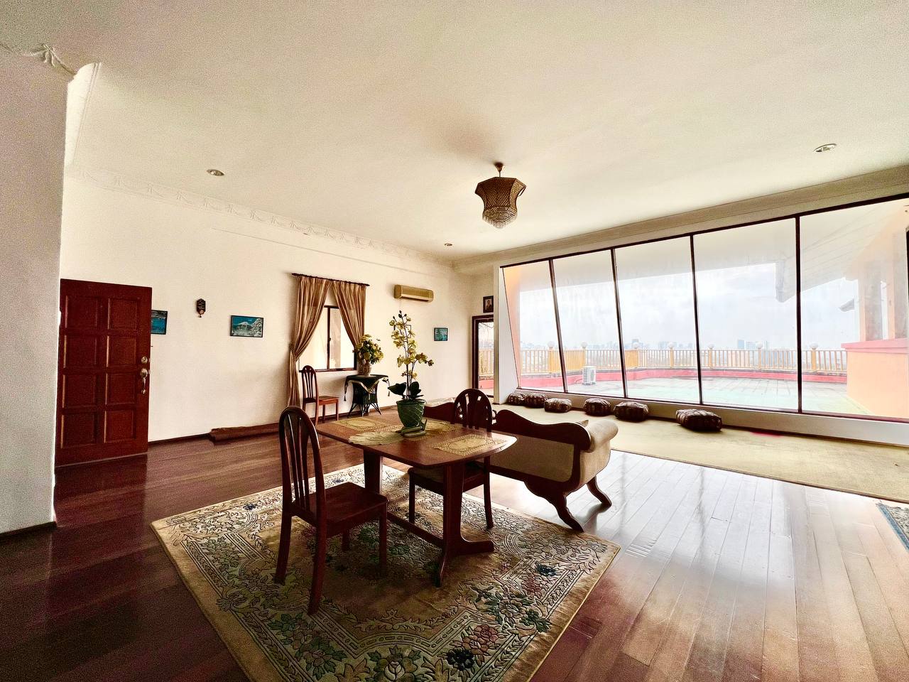 LUXURY Bungalow Kg Sungai Penchala KL - photo 4