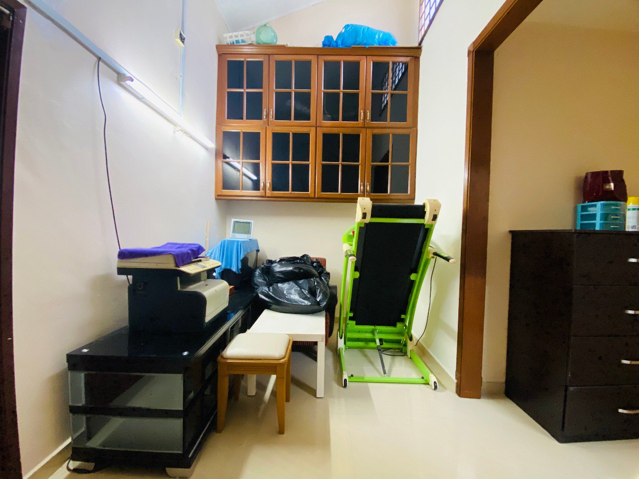 RENOVATED 2 Sty Terrace Tmn Bukit Jaya KL - photo 4