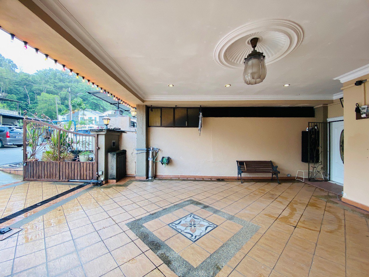 RENOVATED 2 Sty Terrace Tmn Bukit Jaya KL - photo 6