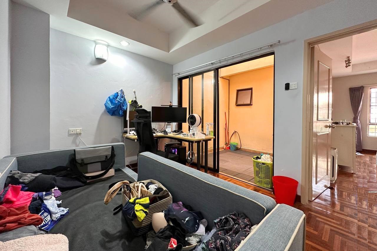 FREEHOLD Townhouse 3 Sty Prima Court Melawati KL - photo 3