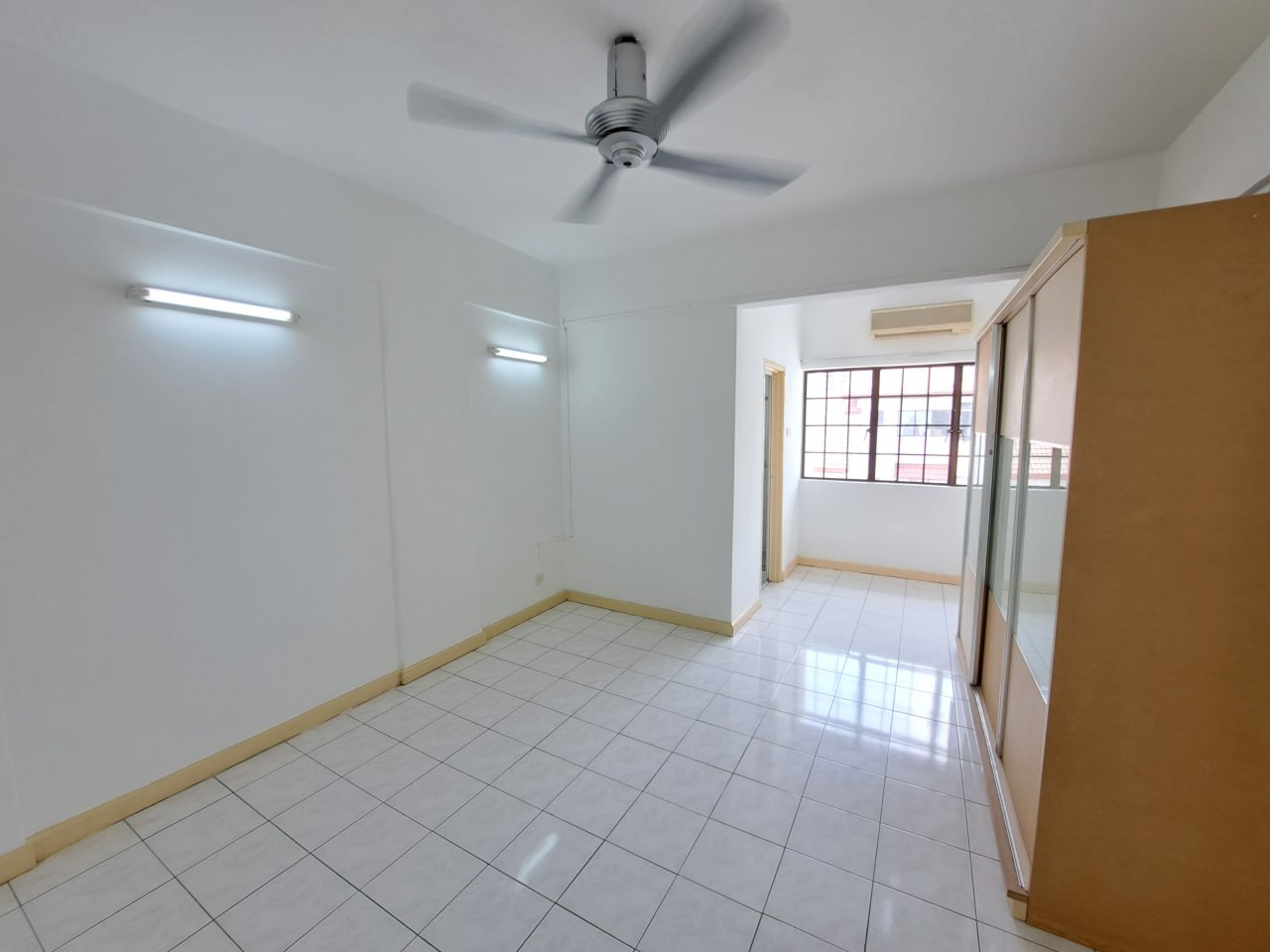 Anjung Villa Condominium Sentul KL - photo 8