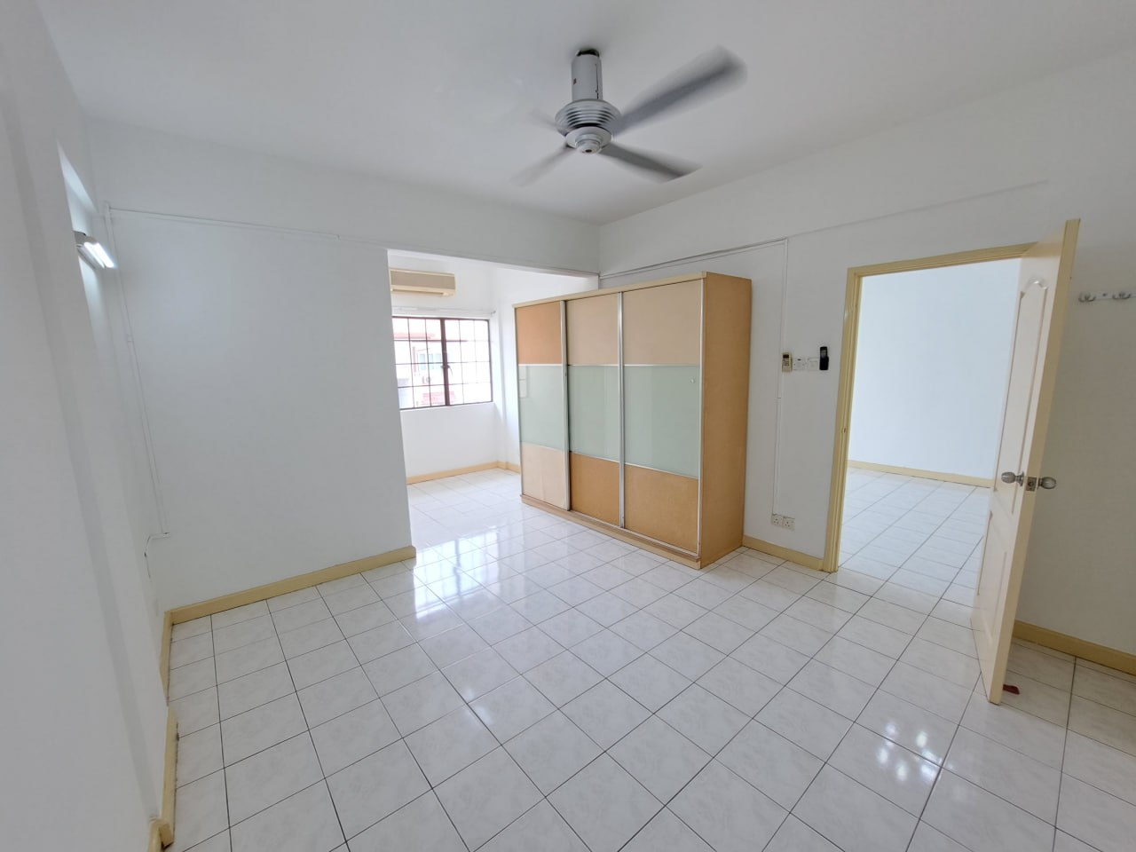 Anjung Villa Condominium Sentul KL - photo 10