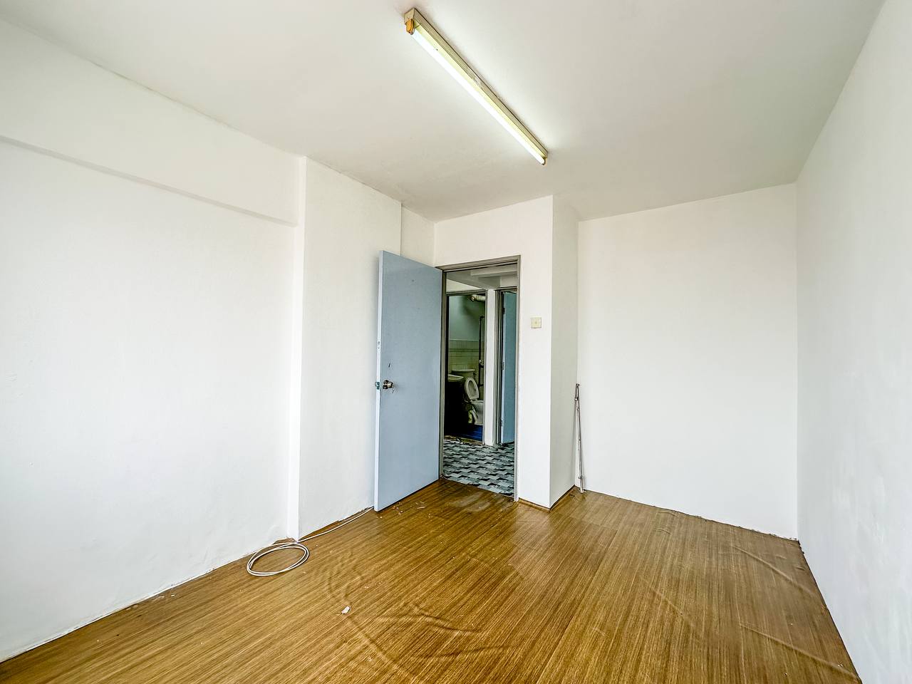 MIDDLE FLOOR Aprtmnt Indah Mas Cheras KL - photo 11
