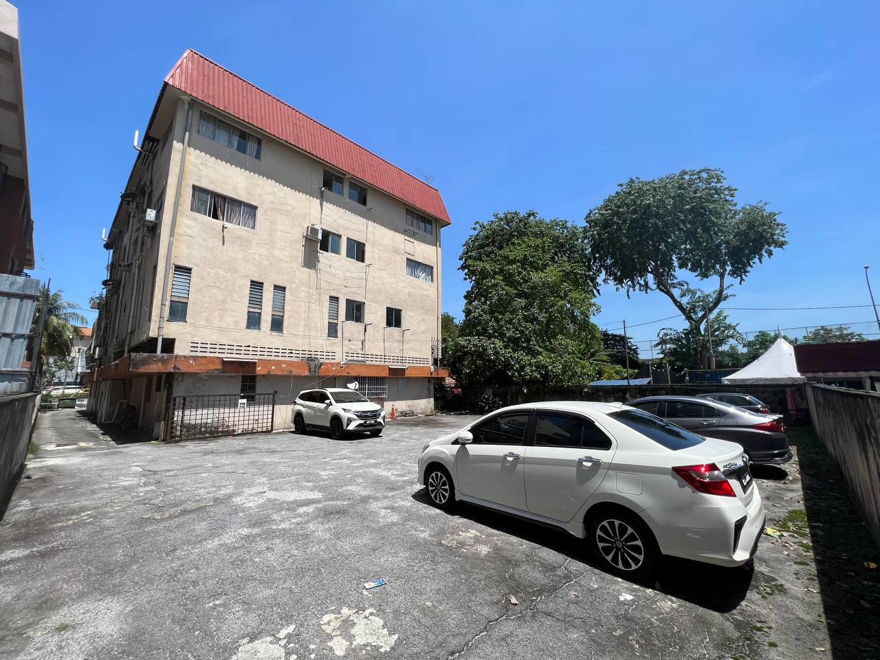 SHOPLOT 4 Storey Jalan Raja Abdullah Kg Baru KL - photo 11